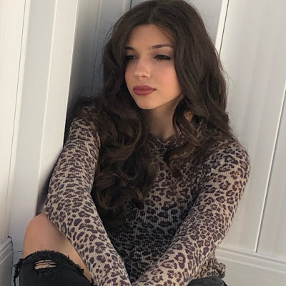 Meet your Posher, Alyssa